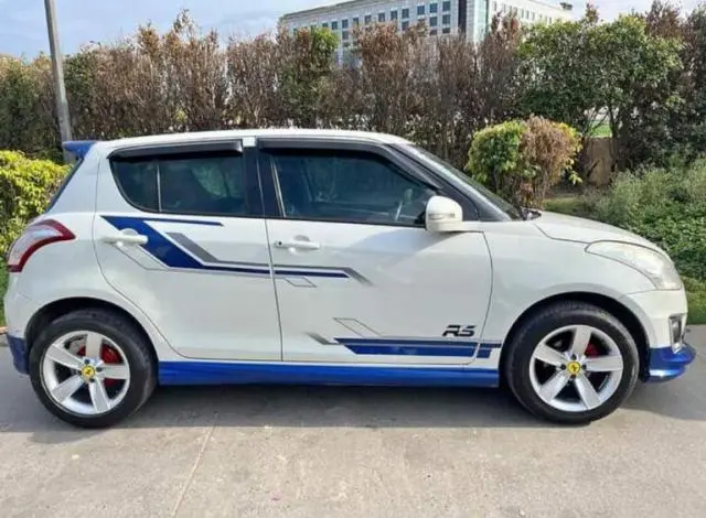 Maruti Suzuki Swift VXi 2015