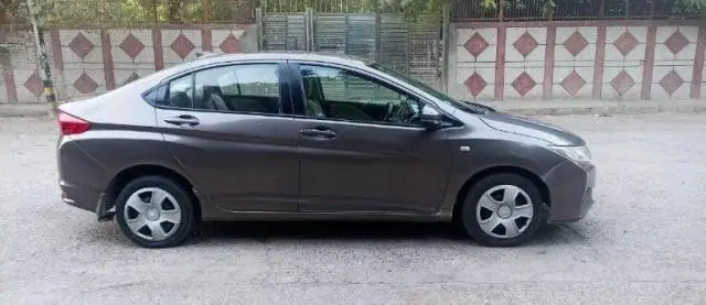 Honda City SV i-DTEC 2014