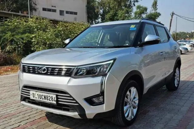 Mahindra XUV300 W8 Petrol 2020