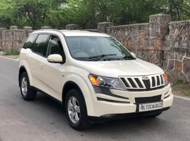 Mahindra XUV500 W8 2013