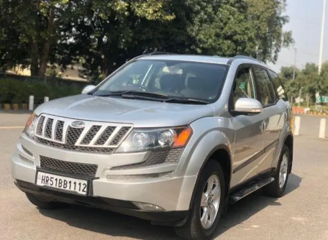 Mahindra XUV500 W8 2014