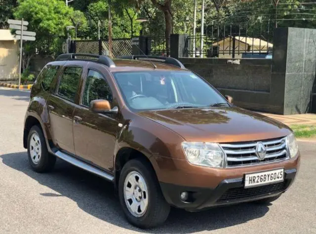 Renault Duster PETROL RXL 2013