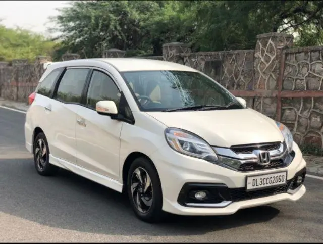 Honda Mobilio RS i-DTEC 2015