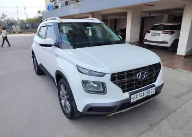 Hyundai Venue S 1.0 Petrol 2020