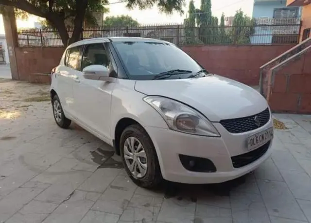 Maruti Suzuki Swift VXi 2013