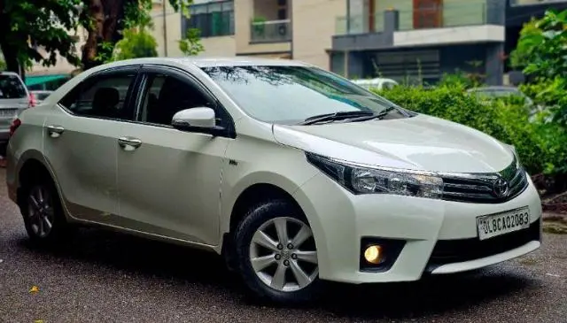 Toyota Corolla Altis 1.8 G AT 2017