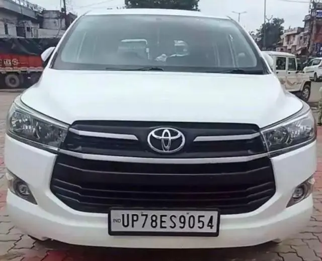 Toyota Innova Crysta 2.4 G 7 STR 2017