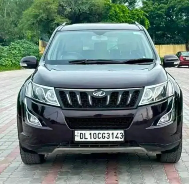 Mahindra XUV300 W8 Petrol 2020