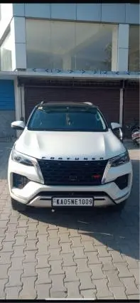 Toyota Fortuner 2.8 4x2 AT 2023