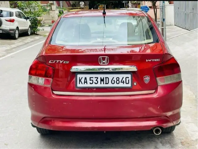 Honda City 1.5 V MT 2010