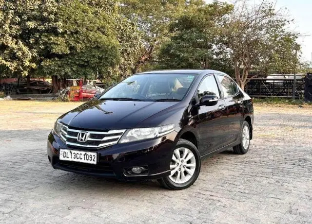 Honda City 1.5 V MT 2012
