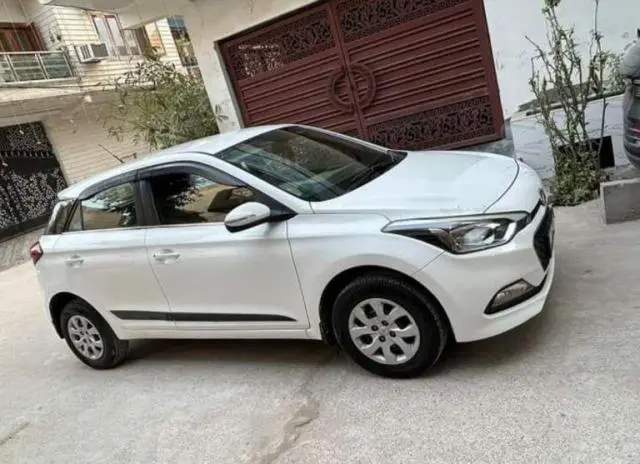 Hyundai I20 Sportz 1.4 CRDi 2016