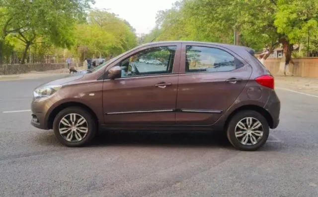 Tata Tiago Revotorq XT 2019