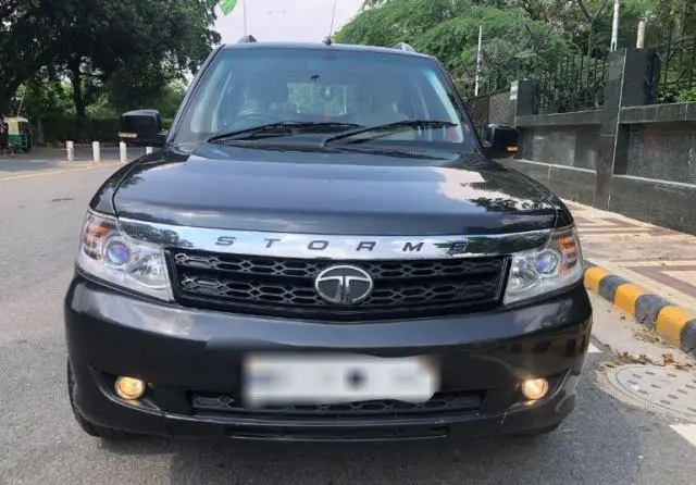 Tata Safari Storme EX 2014