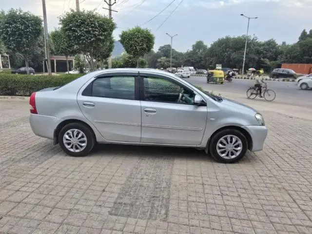 Toyota Etios G 2013