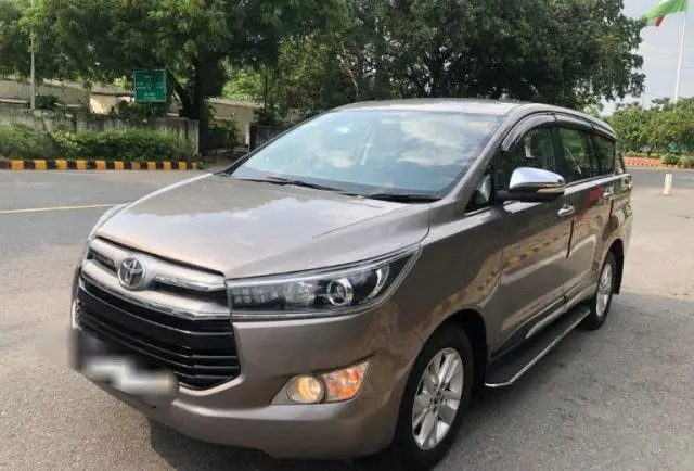 Toyota Innova Crysta 2.4 ZX 7 STR 2017