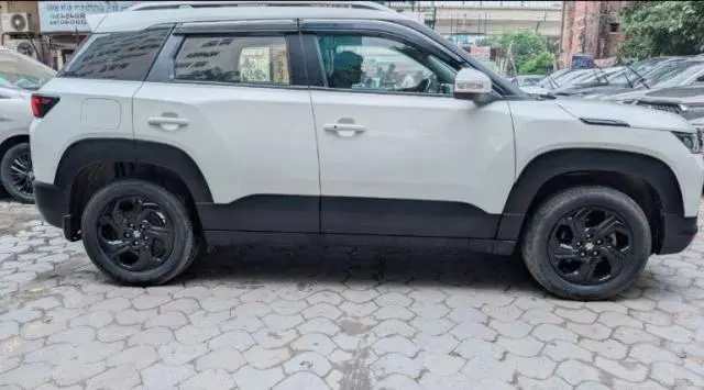 Maruti Suzuki Brezza ZXi 2022