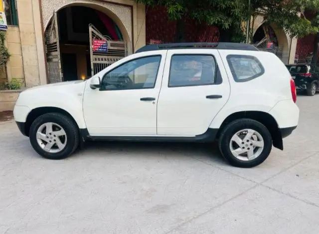 Renault Duster 85 PS RXL 4X2 MT 2015