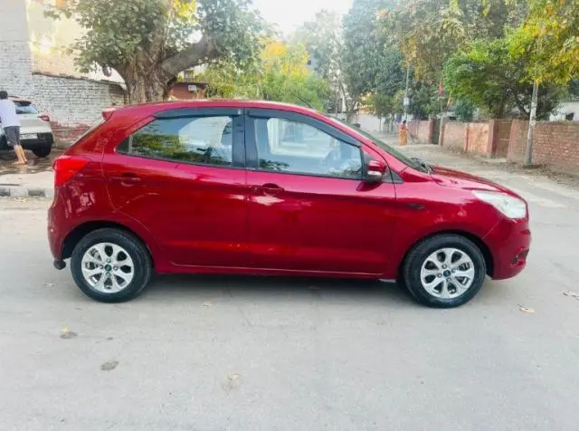 Ford Figo 1.2P TITANIUM PLUS MT 2018