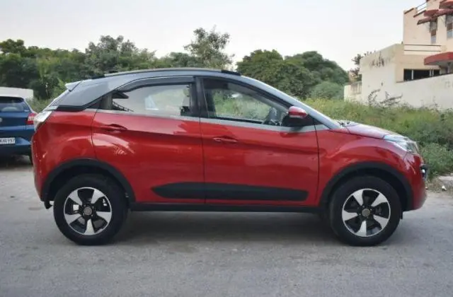 Tata Nexon XZA Plus Petrol 2018