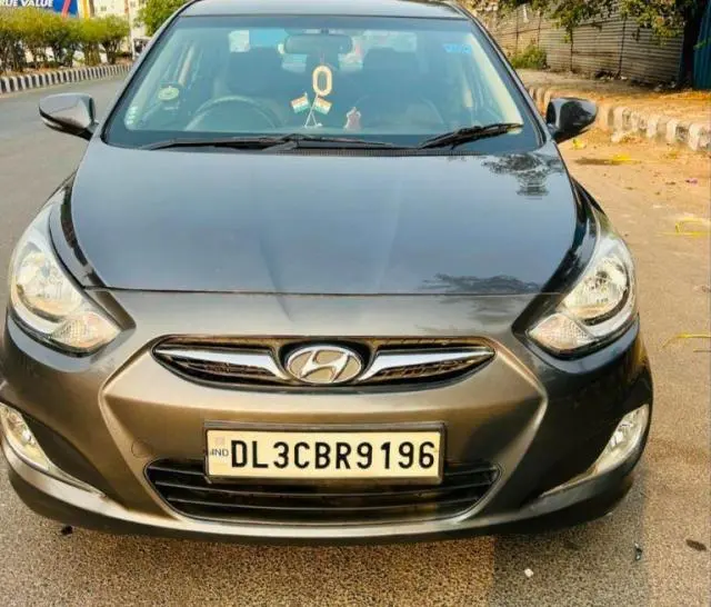 Hyundai Verna 1.6 SX 2012