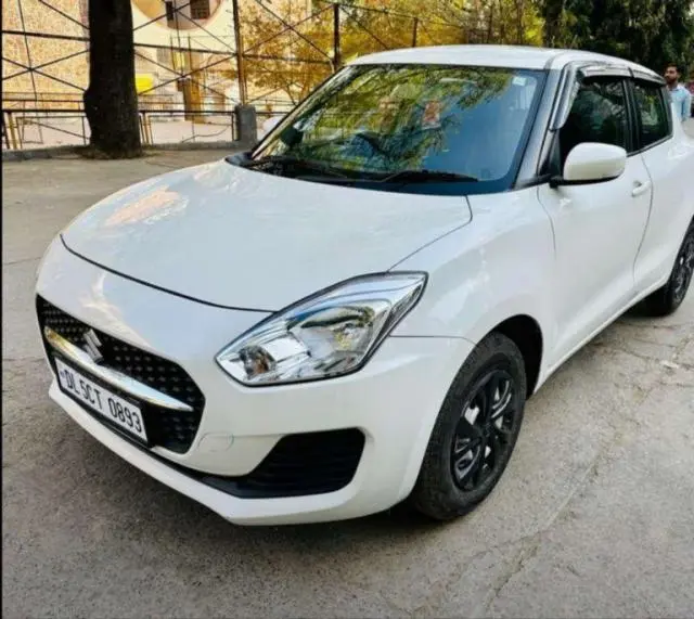 Maruti Suzuki Swift VXi AGS BS6 2021