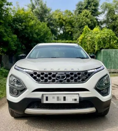 Tata Safari XT Plus Diesel 2022