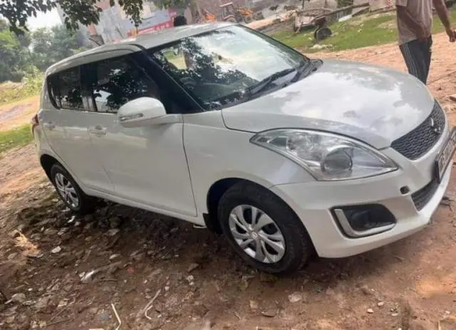 Maruti Suzuki Swift LXi 2016