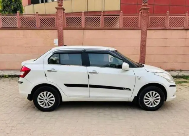 Maruti Suzuki Swift DZire LXi Opt 2017