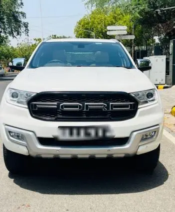 Ford Endeavour Titanium 3.2 4x4 AT 2018