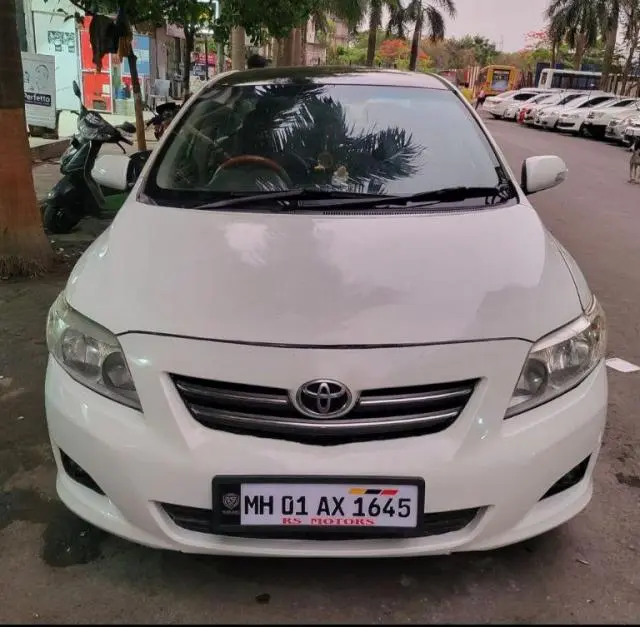 Toyota Corolla Altis 1.8 V AT 2011