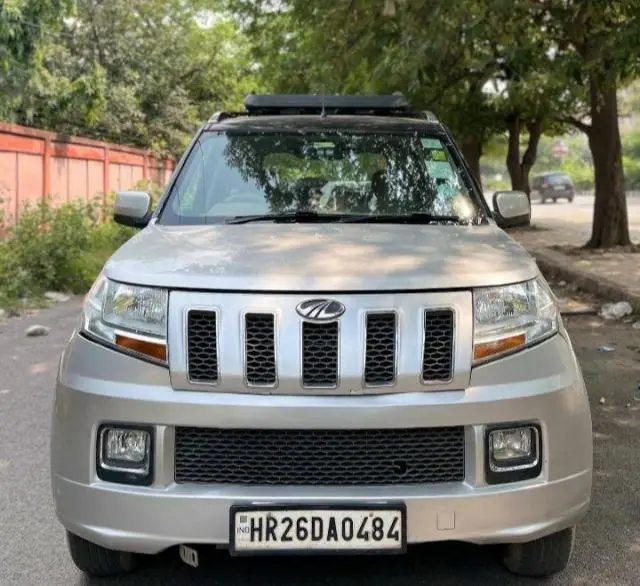 Mahindra TUV300 T8 2016