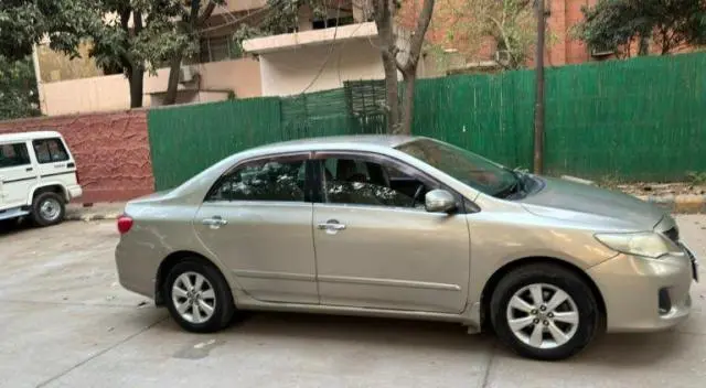 Toyota Corolla Altis D 4D G 2012
