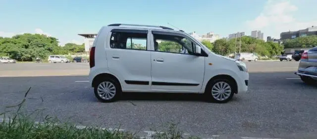 Maruti Suzuki Wagon R VXi 2017