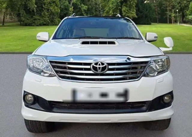 Toyota Fortuner 2.8 4x2 AT 2013