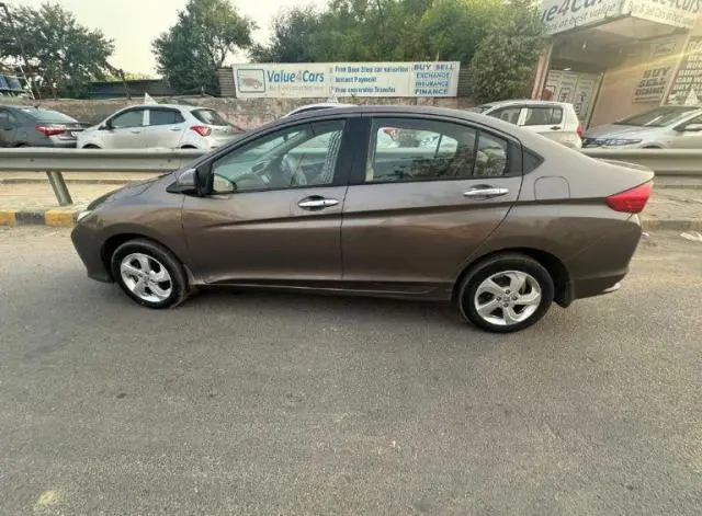 Honda City VX (O) MT 2016