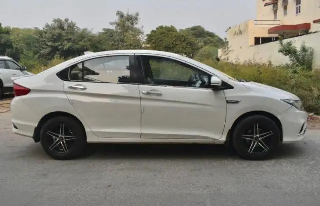 Honda City SV i-VTEC 2014