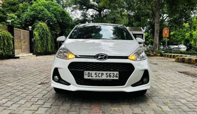 Hyundai Grand i10 Sportz 1.1 CRDi 2017