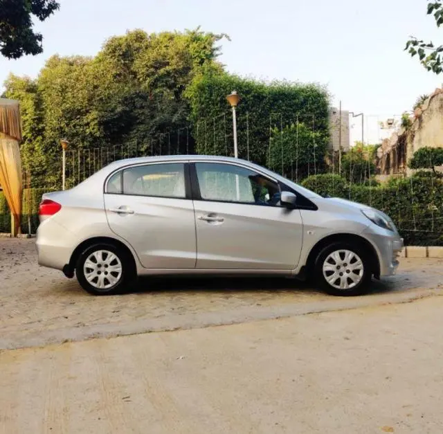 Honda Amaze 1.2 S i-VTEC 2014