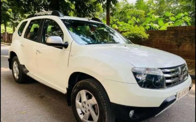 Renault Duster 110 PS RXZ DIESEL OPT 2015