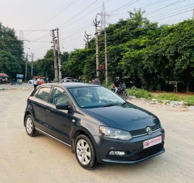 Volkswagen Polo Comfortline 1.0 Petrol 2015