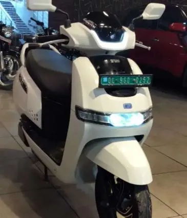 TVS iQube Standard 2021