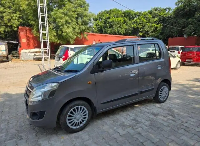 Maruti Suzuki Wagon R VXi 2011