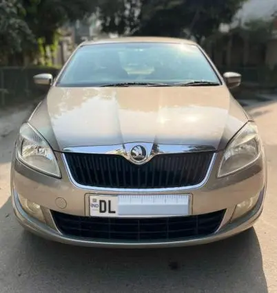 Skoda Rapid 1.6 MPI AMBITION AT 2012