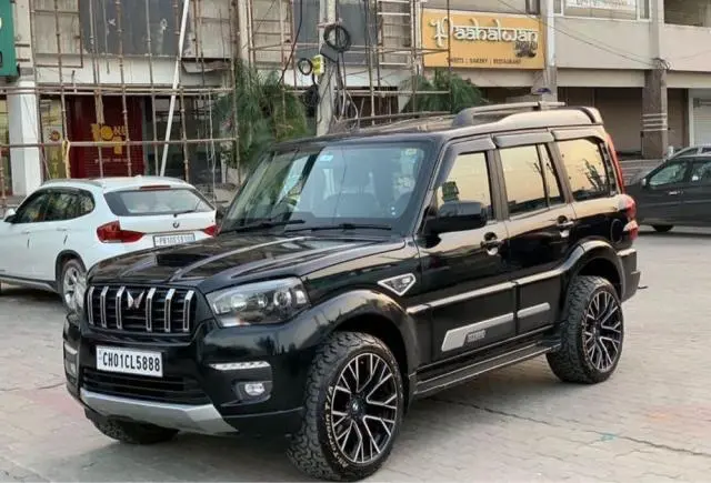 Mahindra Scorpio Classic S11 MT 7S CC 2022