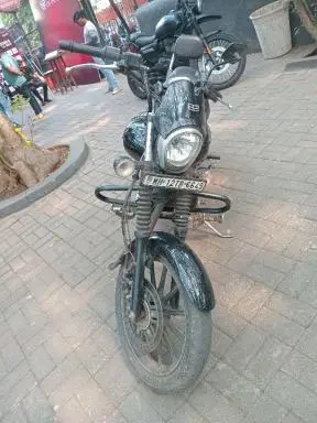 Bajaj Avenger Street 150 2016