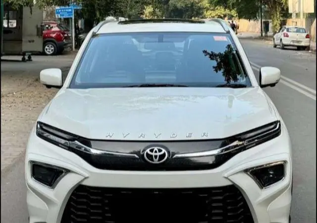 Toyota Urban Cruiser Hyryder V Hybrid 2023