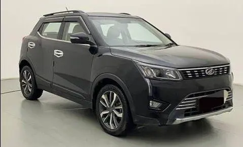 Mahindra XUV300 W8 (O) Diesel 2023