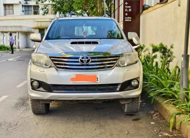 Toyota Fortuner 3.0 4X2 AT 2012