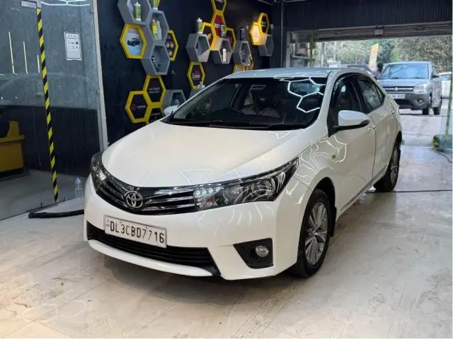 Toyota Corolla Altis 1.8 GL 2014